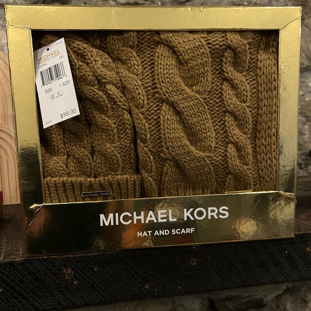 Michael Kors Tan Cable Knit Hat and Scarf Set - Picture 6 of 7